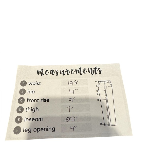 Lululemon Fast and Free High Rise Tight - Size 6 - Picture 7 of 7